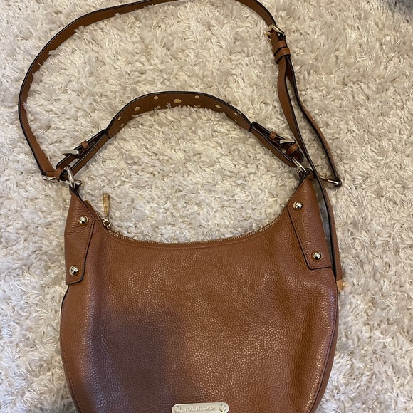 Michael Kors Handbags - Michael Kors Camel Tan Crossbody Handbag Purse Gold Hardware